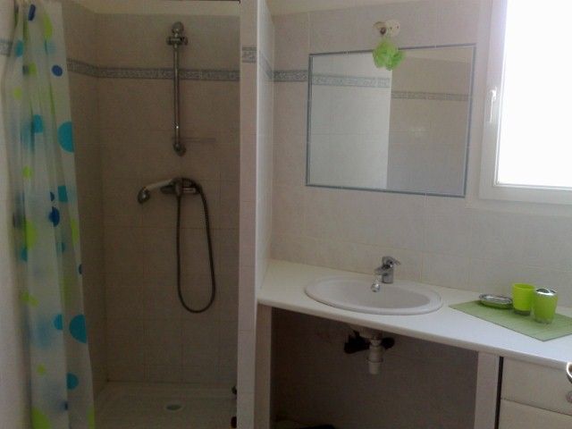 foto 12 Mietobjekt von Privatpersonen Centuri appartement Korsika Haute-Corse Badezimmer 1