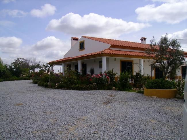 foto 1 Mietobjekt von Privatpersonen Nisa villa Alentejo  Ansicht des Objektes