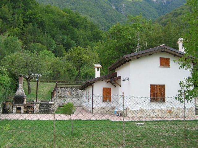 foto 10 Mietobjekt von Privatpersonen Scanno villa Abruzzen L'Aquila (+Umland) Garten