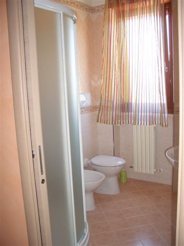 foto 9 Mietobjekt von Privatpersonen Campomarino appartement Molise Campobasso (+Umland) Badezimmer