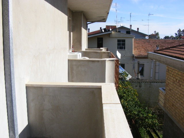 foto 13 Mietobjekt von Privatpersonen Roseto degli Abruzzi appartement Abruzzen Teramo (+Umland) Balkon 1