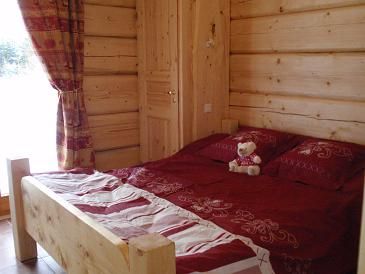 foto 7 Mietobjekt von Privatpersonen La joue du Loup chalet Provence-Alpes-Cte d'Azur Hautes-Alpes Schlafzimmer 1