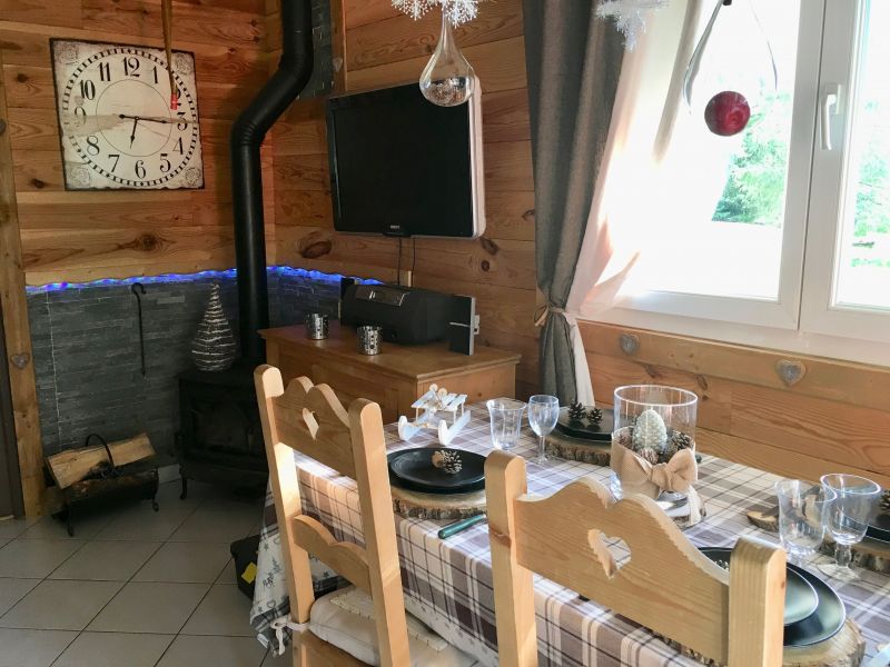 foto 4 Mietobjekt von Privatpersonen La joue du Loup appartement Provence-Alpes-Cte d'Azur Hautes-Alpes Esszimmer