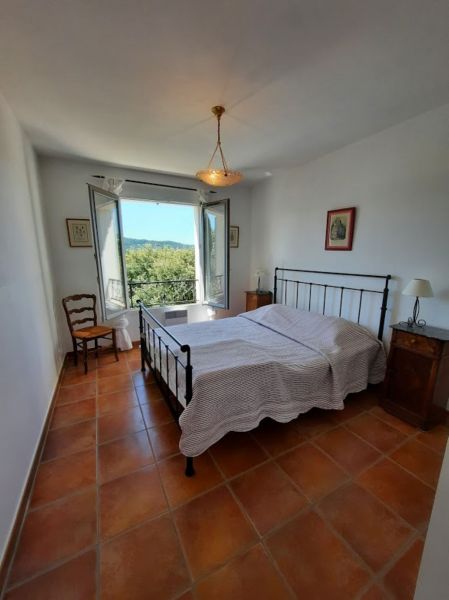 foto 20 Mietobjekt von Privatpersonen Apt villa Provence-Alpes-Cte d'Azur Vaucluse Schlafzimmer 2