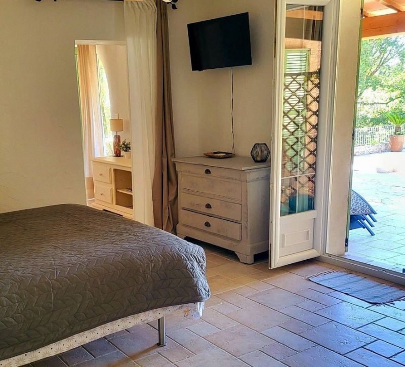 foto 6 Mietobjekt von Privatpersonen Rocbaron gite Provence-Alpes-Cte d'Azur Var Ausblick aus der Ferienunterkunft