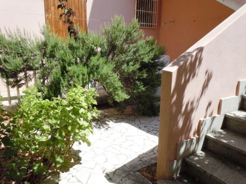 foto 2 Mietobjekt von Privatpersonen La Caletta appartement Sardinien Nuoro (+Umland) Ansicht des Objektes