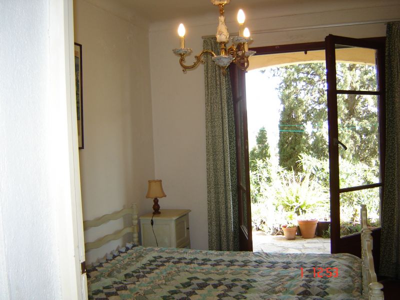 foto 12 Mietobjekt von Privatpersonen La Croix Valmer villa Provence-Alpes-Cte d'Azur Var Schlafzimmer 3