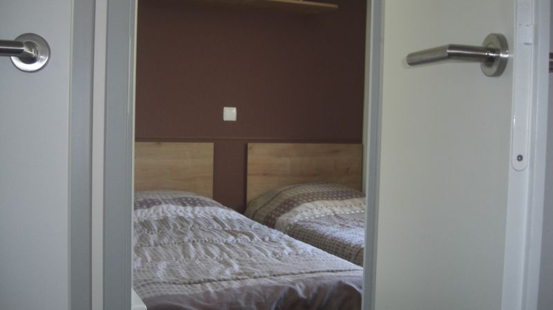 foto 13 Mietobjekt von Privatpersonen Frjus mobilhome Provence-Alpes-Cte d'Azur Var Schlafzimmer 2