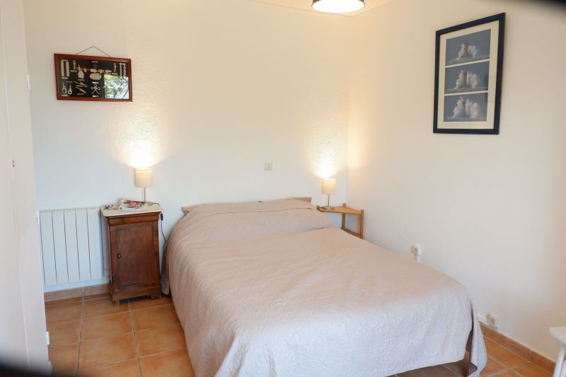 foto 16 Mietobjekt von Privatpersonen Le Lavandou appartement Provence-Alpes-Cte d'Azur Var Schlafzimmer 1