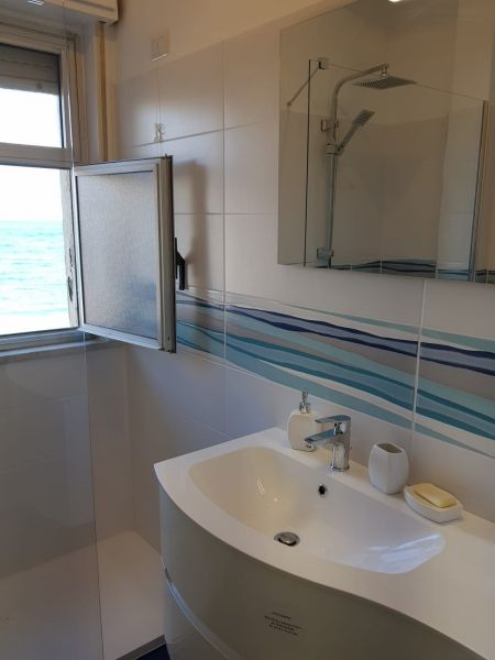foto 11 Mietobjekt von Privatpersonen Taormina appartement Sizilien Messina (+Umland) Badezimmer