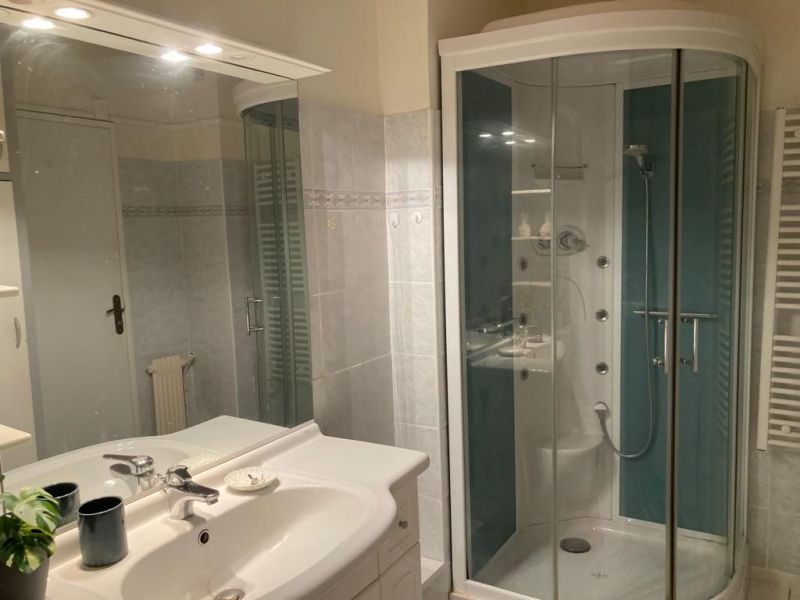 foto 12 Mietobjekt von Privatpersonen Biarritz appartement Aquitanien Pyrenen (Atlantik) Badezimmer