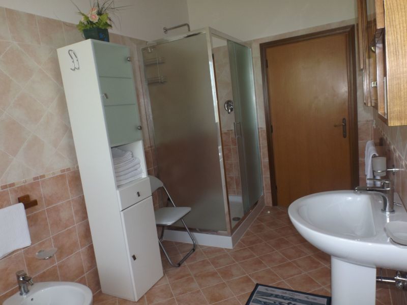 foto 7 Mietobjekt von Privatpersonen Cortona appartement Toskana Arezzo (+Umland) Badezimmer