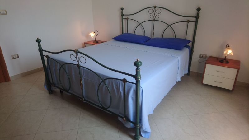 foto 8 Mietobjekt von Privatpersonen Pescoluse villa Apulien Lecce (+Umland) Schlafzimmer 1