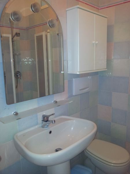 foto 9 Mietobjekt von Privatpersonen Ospedaletti appartement Ligurien Imperia (+Umland) Badezimmer