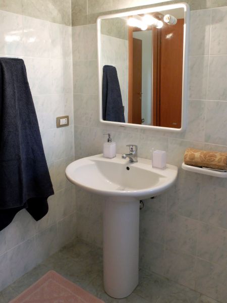 foto 11 Mietobjekt von Privatpersonen Santa Teresa di Gallura appartement Sardinien Olbia Tempio (+ Umland) Badezimmer