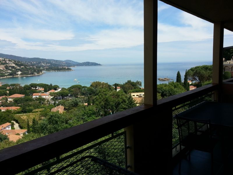 foto 1 Mietobjekt von Privatpersonen Le Lavandou appartement Provence-Alpes-Cte d'Azur Var Ausblick von der Terrasse