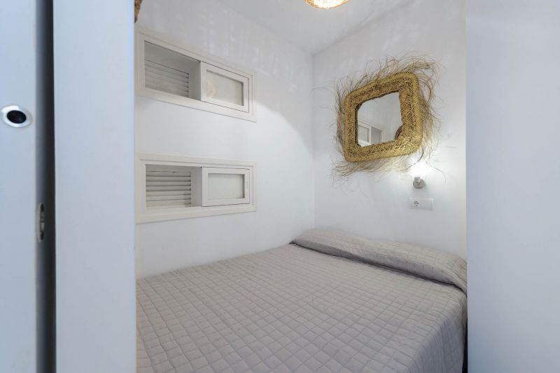 foto 4 Mietobjekt von Privatpersonen Cala Tarida appartement Balearische Inseln Ibiza Schlafzimmer 1