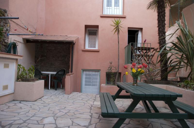 foto 11 Mietobjekt von Privatpersonen Collioure appartement Languedoc-Roussillon Pyrenen (Mittelmeer) Hof