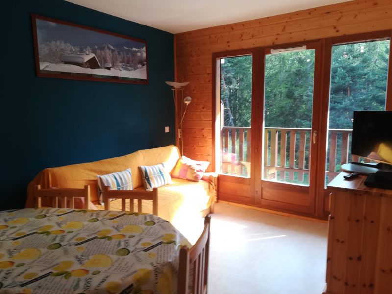 foto 3 Mietobjekt von Privatpersonen La joue du Loup appartement Provence-Alpes-Cte d'Azur Hautes-Alpes Wohnzimmer