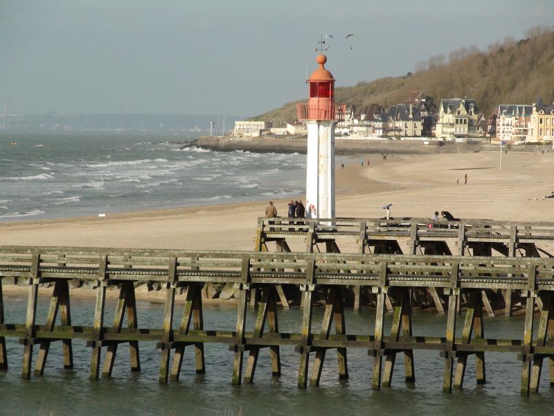 foto 4 Mietobjekt von Privatpersonen Deauville studio Basse-Normandie Calva Ausblick vom Balkon