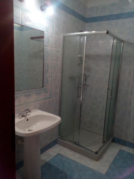 foto 12 Mietobjekt von Privatpersonen Dolcedo appartement Ligurien Imperia (+Umland) Badezimmer