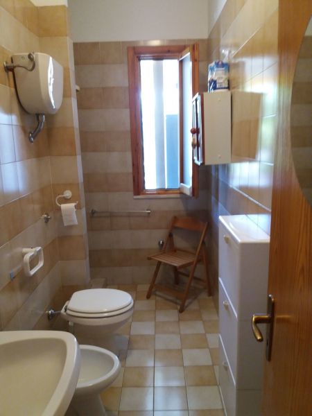 foto 18 Mietobjekt von Privatpersonen Torre dell'Orso appartement Apulien Lecce (+Umland) Badezimmer