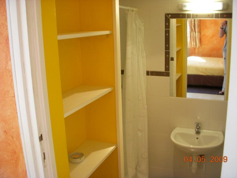 foto 11 Mietobjekt von Privatpersonen Cassis studio Provence-Alpes-Cte d'Azur Bouches du Rhne Badezimmer