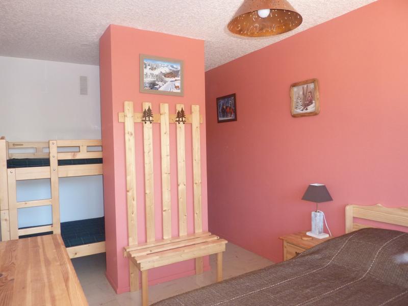 foto 8 Mietobjekt von Privatpersonen Besse - Super Besse appartement Auvergne Puy-de-Dme Schlafzimmer 1