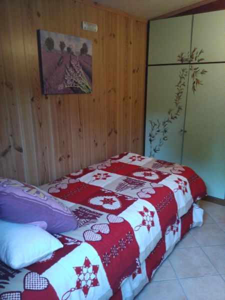 foto 21 Mietobjekt von Privatpersonen Le Castellet bungalow Provence-Alpes-Cte d'Azur Var Schlafzimmer 2