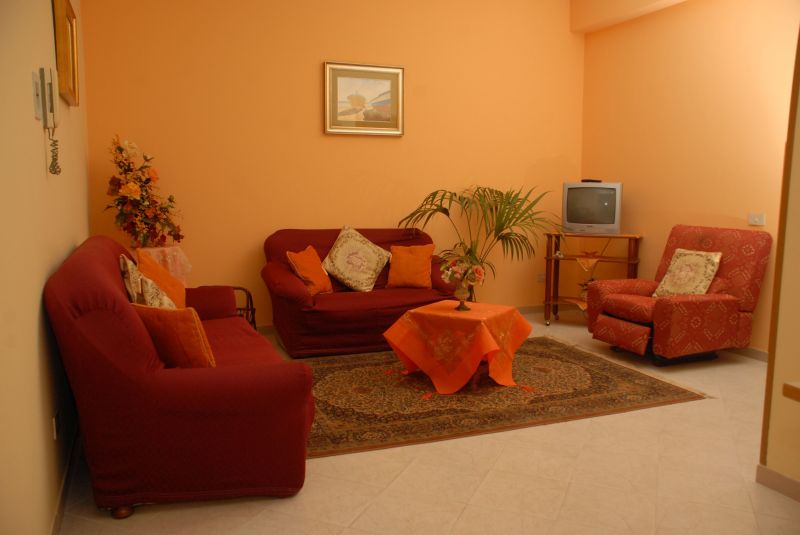 foto 3 Mietobjekt von Privatpersonen Balestrate appartement Sizilien Palermo (+Umland) Wohnzimmer