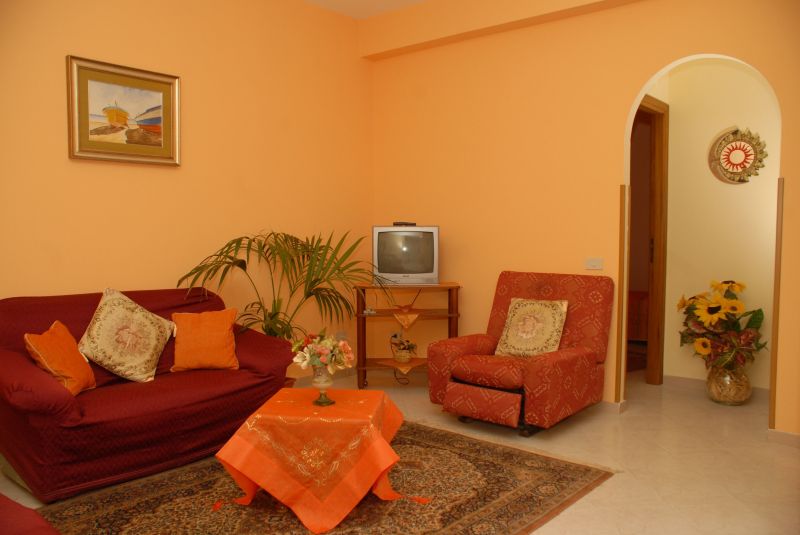 foto 4 Mietobjekt von Privatpersonen Balestrate appartement Sizilien Palermo (+Umland) Wohnzimmer