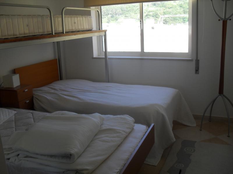 foto 4 Mietobjekt von Privatpersonen Nazar appartement Estremadura  e Ribatejo Estremadura Schlafzimmer 3