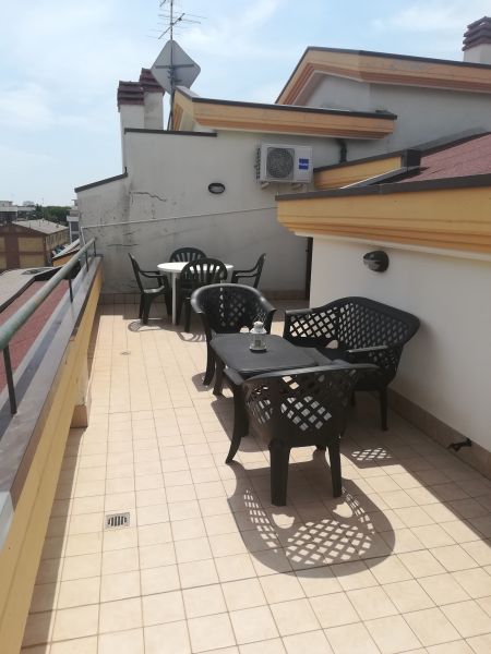 foto 2 Mietobjekt von Privatpersonen Roseto degli Abruzzi appartement Abruzzen  Ausblick von der Terrasse