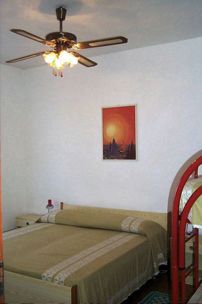 foto 12 Mietobjekt von Privatpersonen San Bartolomeo al Mare appartement Ligurien Imperia (+Umland) Schlafzimmer