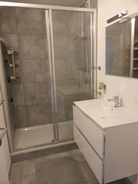 foto 1 Mietobjekt von Privatpersonen De Panne appartement Westflandern  Badezimmer