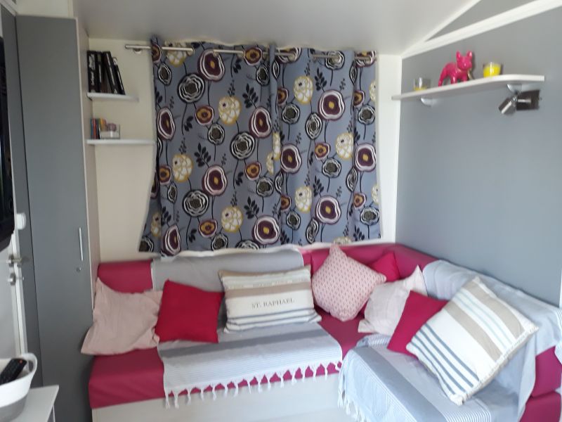 foto 12 Mietobjekt von Privatpersonen Saint Raphael mobilhome Provence-Alpes-Cte d'Azur Var Wohnzimmer