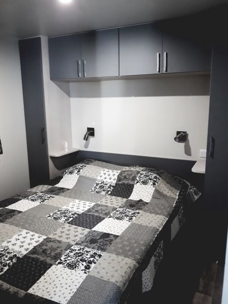 foto 5 Mietobjekt von Privatpersonen Saint Raphael mobilhome Provence-Alpes-Cte d'Azur Var Schlafzimmer 1