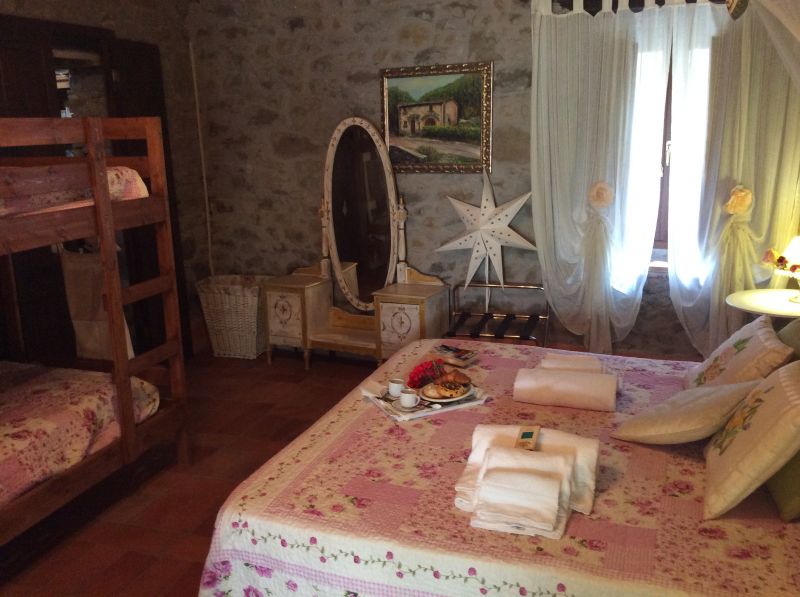 foto 10 Mietobjekt von Privatpersonen Lucca villa Toskana Lucca (+Umland) Schlafzimmer 2