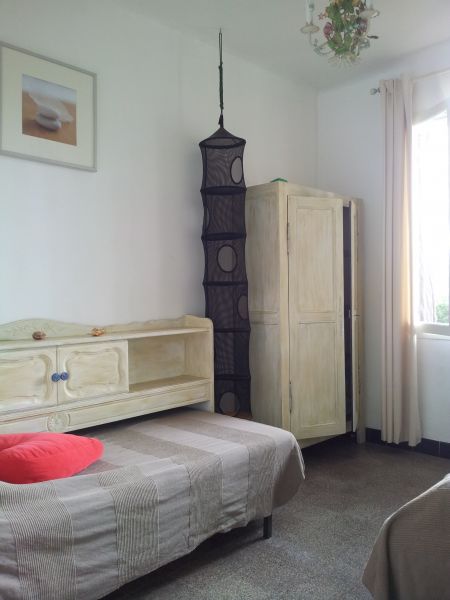 foto 7 Mietobjekt von Privatpersonen Cavalaire-sur-Mer appartement Provence-Alpes-Cte d'Azur Var Schlafzimmer 2