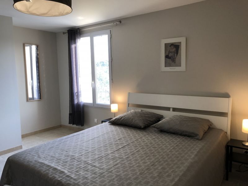 foto 20 Mietobjekt von Privatpersonen Beaumes-de-Venise villa Provence-Alpes-Cte d'Azur Vaucluse Schlafzimmer 6