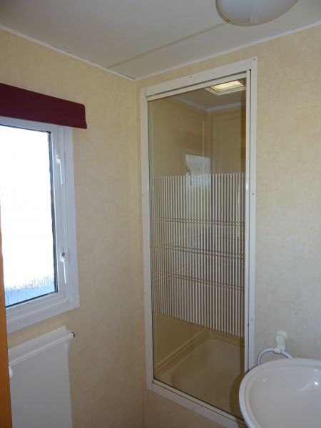 foto 10 Mietobjekt von Privatpersonen La Londe-les-Maures mobilhome Provence-Alpes-Cte d'Azur Var Badezimmer