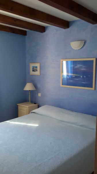 foto 2 Mietobjekt von Privatpersonen Location Ile Rousse appartement Korsika Haute-Corse Schlafzimmer