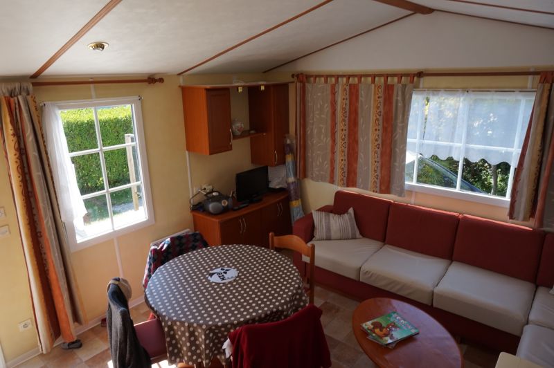 foto 4 Mietobjekt von Privatpersonen Cancale mobilhome Bretagne Ille et Vilaine Wohnzimmer