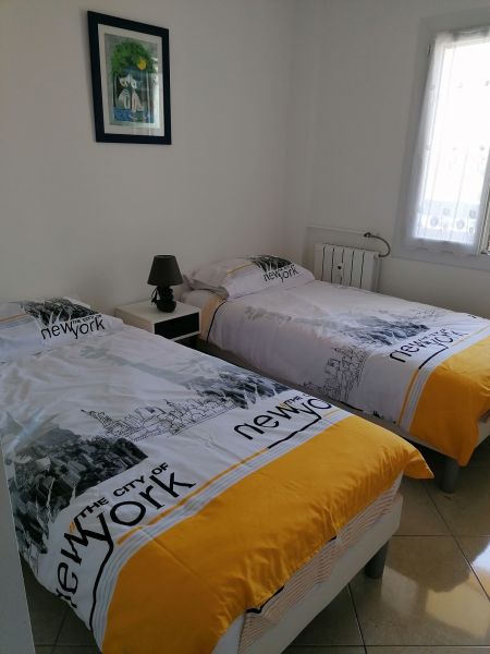 foto 4 Mietobjekt von Privatpersonen Frjus appartement Provence-Alpes-Cte d'Azur Var Schlafzimmer 2