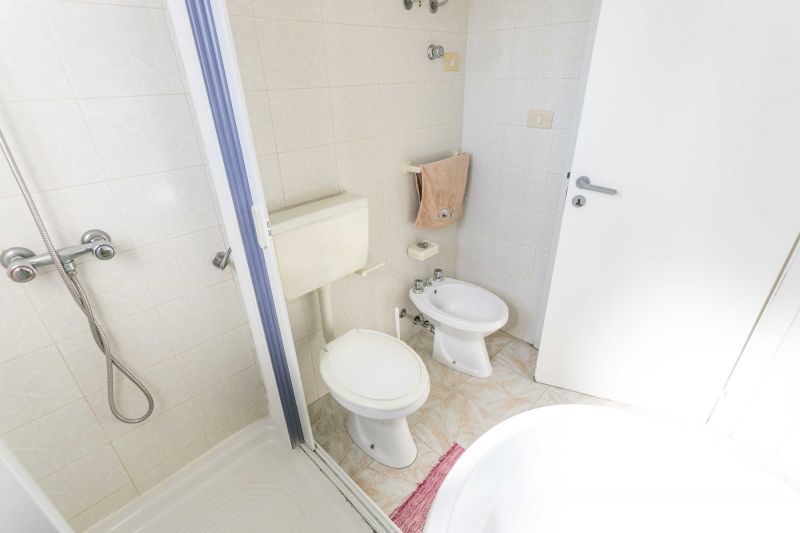 foto 12 Mietobjekt von Privatpersonen Ugento - Torre San Giovanni appartement   Badezimmer