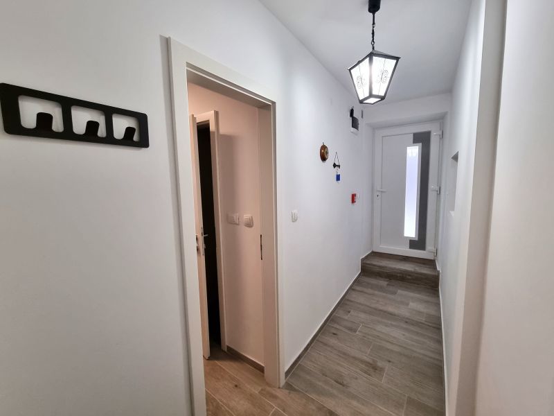 foto 10 Mietobjekt von Privatpersonen Pag appartement   Eingang