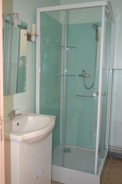 foto 12 Mietobjekt von Privatpersonen Gourette appartement Aquitanien Pyrenen (Atlantik) Badezimmer