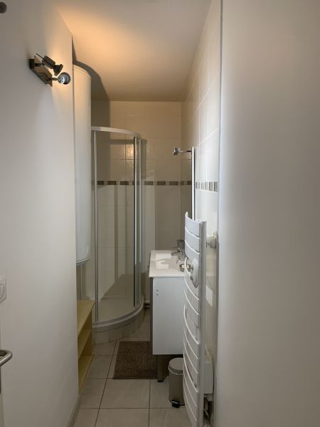 foto 5 Mietobjekt von Privatpersonen Besse - Super Besse appartement Auvergne Puy-de-Dme Badezimmer