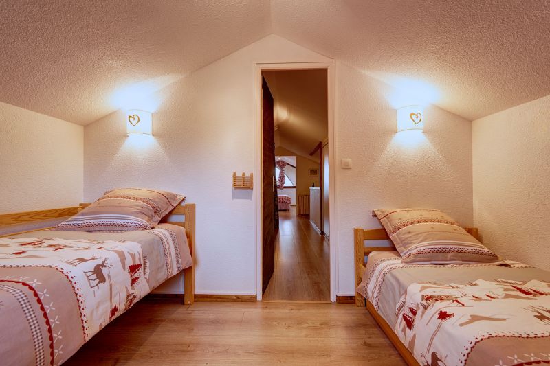 foto 9 Mietobjekt von Privatpersonen Manigod-Croix Fry/L'tale-Merdassier appartement Rhne-Alpes Haute-Savoie Schlafzimmer 2