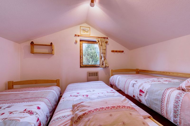 foto 10 Mietobjekt von Privatpersonen Manigod-Croix Fry/L'tale-Merdassier appartement Rhne-Alpes Haute-Savoie Schlafzimmer 2